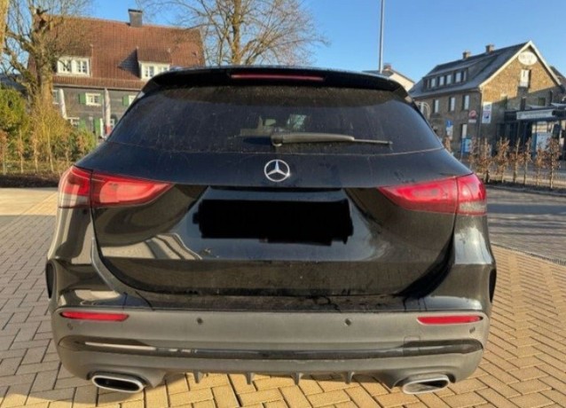 mercedes-gla-200-amg-edition-big-4